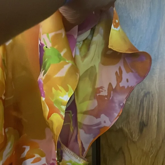 NWT Lauren Ralph Lauren GORGEOUS FLORAL RUFFLE All silk Blouse Size 14 - Picture 6 of 13